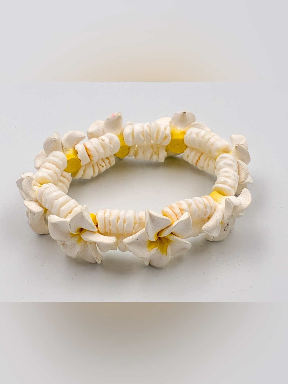 Hawaiian White Fimo Plumeria Flower Clear Beads Elastic Bracelet Maui Hawaii